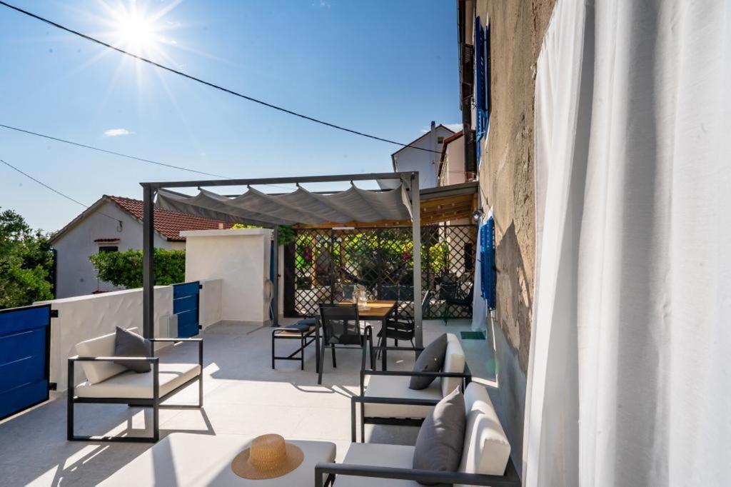 Villa House Franulich à Stara Baška Extérieur photo