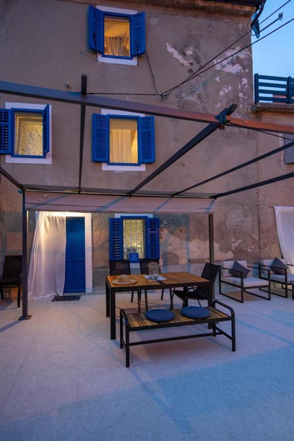 Villa House Franulich à Stara Baška Extérieur photo